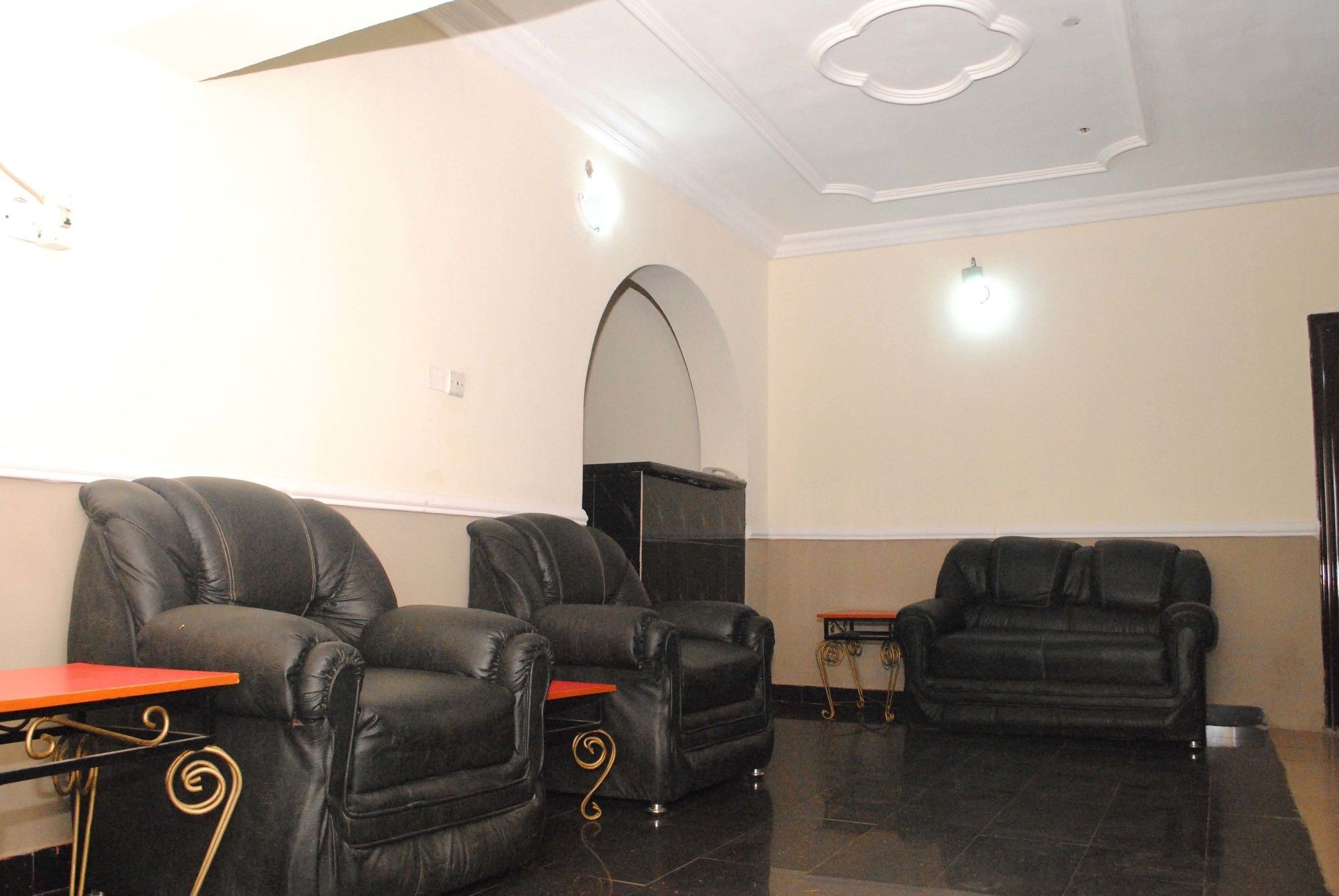 Aquatic Suites & Lounge Lagos Exterior photo