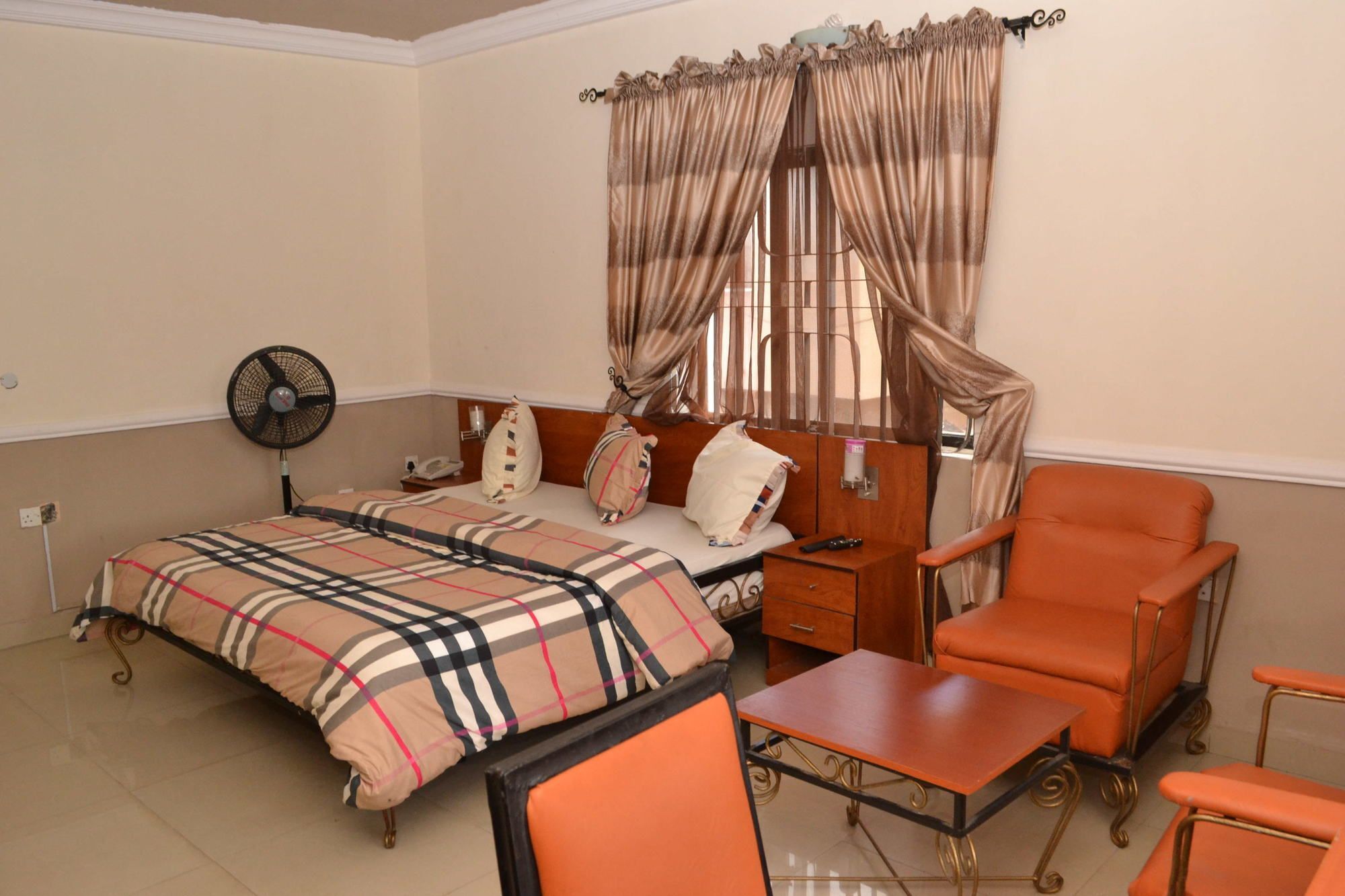 Aquatic Suites & Lounge Lagos Exterior photo