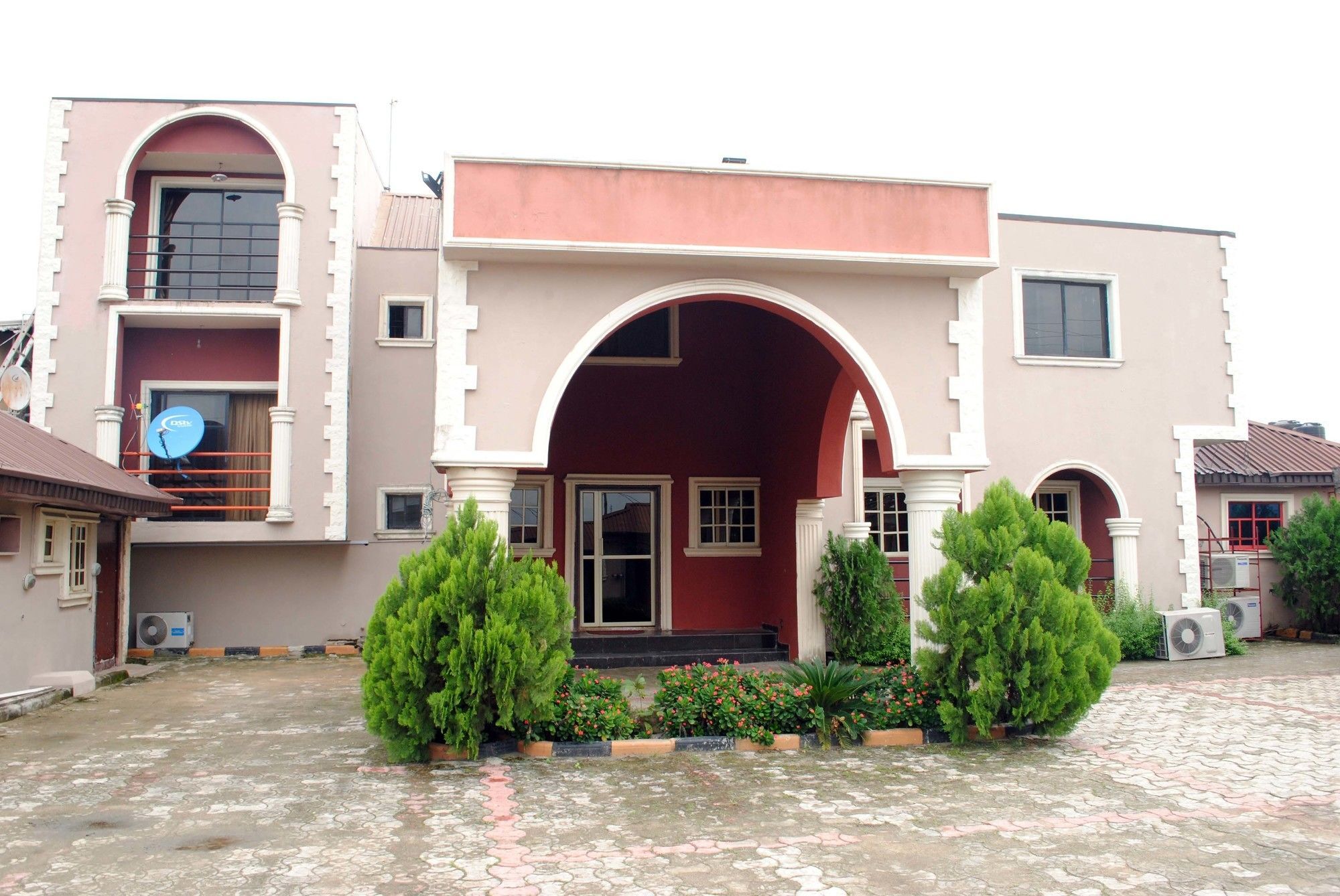 Aquatic Suites & Lounge Lagos Exterior photo